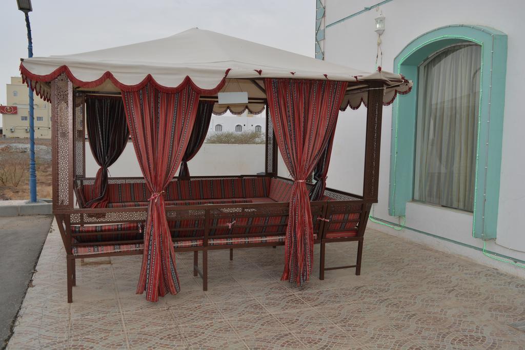 Al Karam Hotel Apartment Nizwa Eksteriør billede